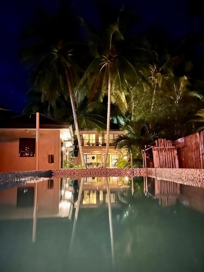 Southseas Beach Resort And Dive Center Santander Esterno foto