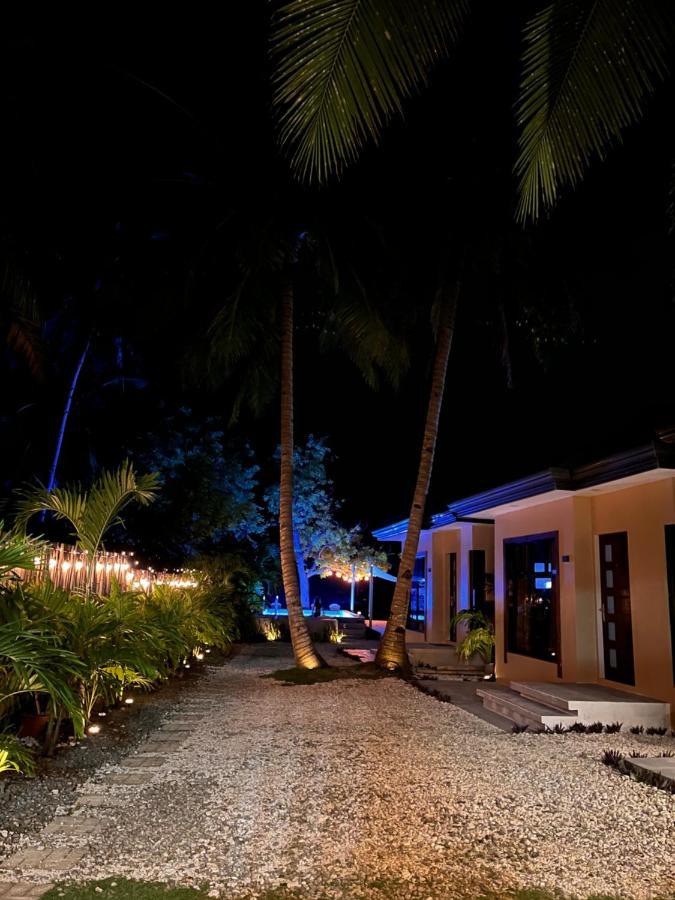 Southseas Beach Resort And Dive Center Santander Esterno foto