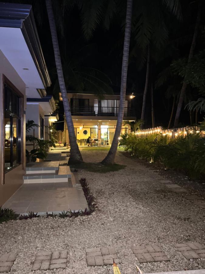 Southseas Beach Resort And Dive Center Santander Esterno foto