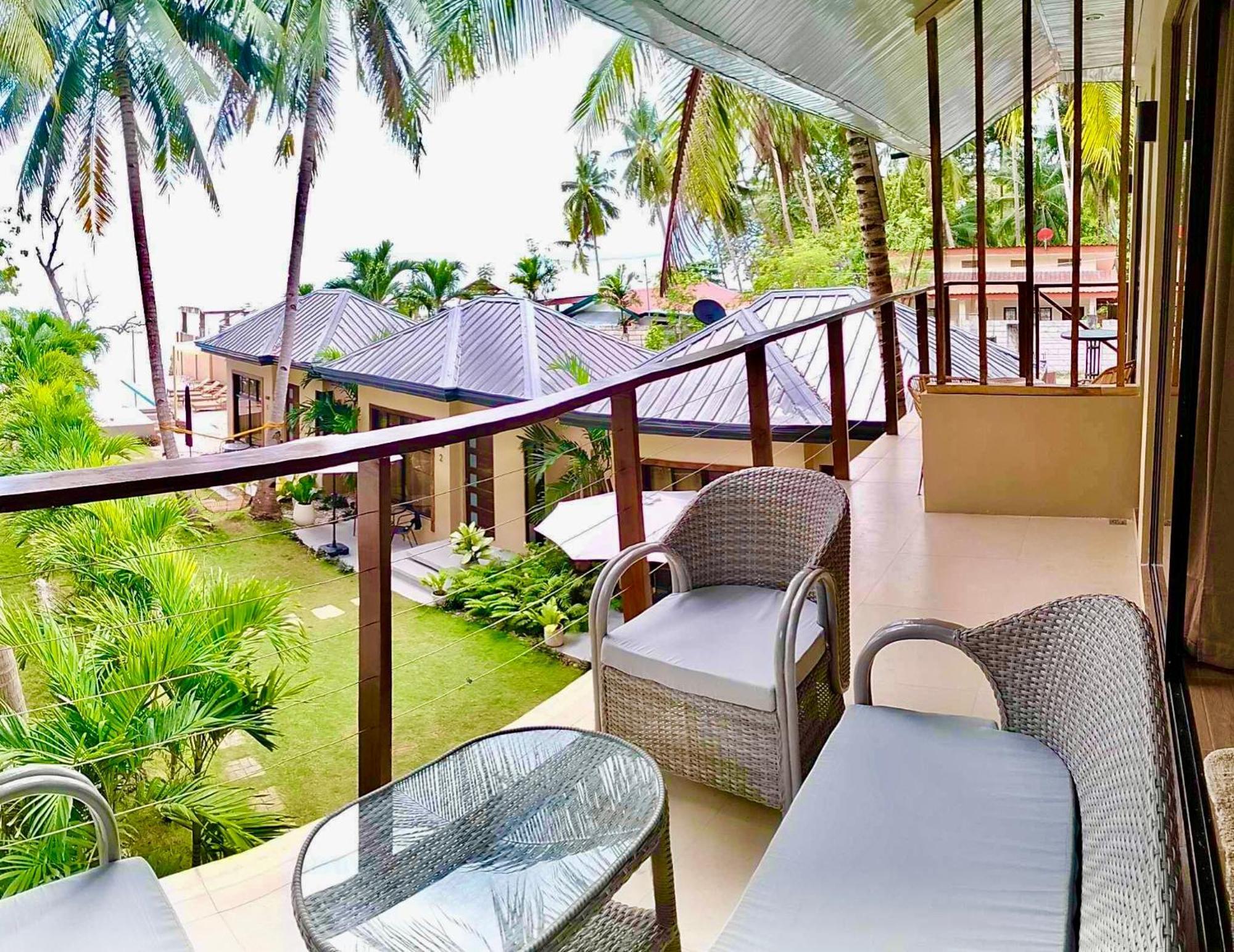 Southseas Beach Resort And Dive Center Santander Esterno foto